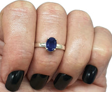 Load image into Gallery viewer, Australian Sapphire Ring, Size 8, Sterling Silver, Oval Shaped, Blue Sapphire, 1.4 carats - GemzAustralia