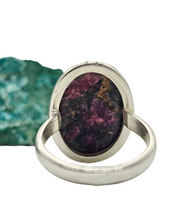 Load image into Gallery viewer, Eudialyte Ring, size M, Sterling Silver, Stone of the Heartland, Balances emotions, Unconditional Love, Water / Earth - GemzAustralia
