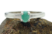 Load image into Gallery viewer, Oval Faceted Emerald Ring, size 9 1/4, Sterling Silver, May Birthstone, Natural Gemstone, Inspiration Stone, Action Stone - GemzAustralia