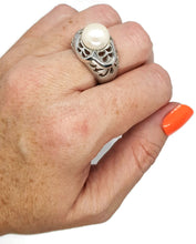 Load image into Gallery viewer, Pearl Ring, 925 Sterling Silver, White Lustre, Matte Silver &amp; Highly polished Silver, size 7 1/2 - GemzAustralia 