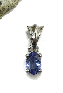 Tanzanite Pendant, Sterling Silver, 1.4 carats, Oval Facet, Psychic Power Stone, Meditation - GemzAustralia 