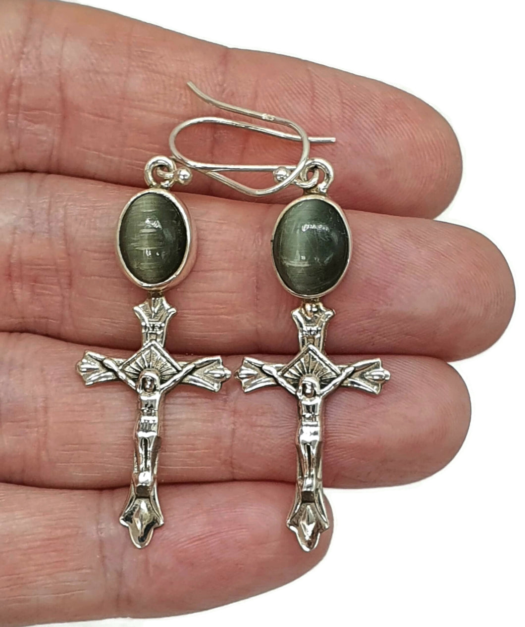 Cat's Eye Cross Earrings, Sterling Silver, Lehsuniya Gemstone, Cabochon stone, Oval Shape - GemzAustralia 