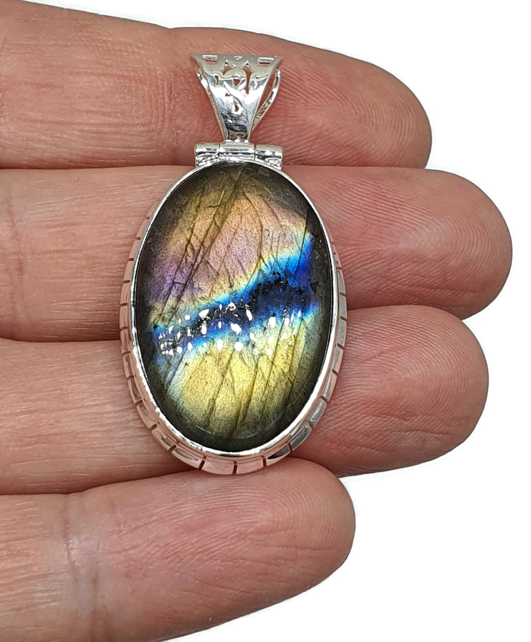 Purple Labradorite Pendant with flashes of Green, Gold & Blue, Sterling Silver, Oval Shaped - GemzAustralia 