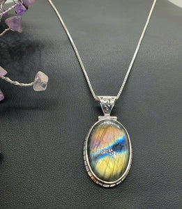 Purple Labradorite Pendant with flashes of Green, Gold & Blue, Sterling Silver, Oval Shaped - GemzAustralia 