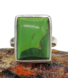 Green Mojave Turquoise Ring, Size 7, Sterling Silver, Rectangle Shaped, Protection Stone - GemzAustralia 