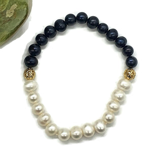 Black & White Pearl Bracelet, Freshwater Pearls, Elasticised, June Birthstone, Ornate - GemzAustralia 