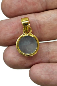 Round Aquamarine Pendant, March Birthstone, Sterling Silver, 18K Gold Plated - GemzAustralia 