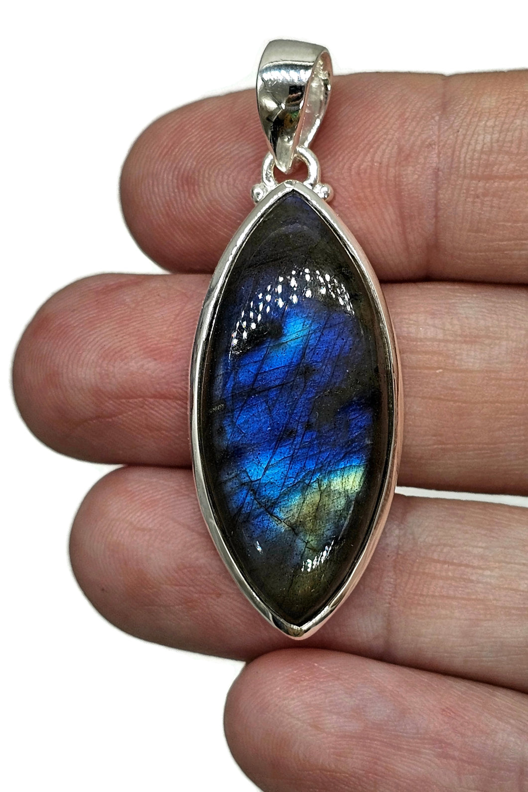 Labradorite Pendant, Sterling Silver, Marquise Shaped, Leaf Shape, Magical Gemstone - GemzAustralia 