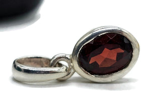 Garnet Pendant, Sterling Silver, January Birthstone, Oval Shaped, Aquarius Zodiac Stone - GemzAustralia 