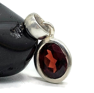 Garnet Pendant, Sterling Silver, January Birthstone, Oval Shaped, Aquarius Zodiac Stone - GemzAustralia 