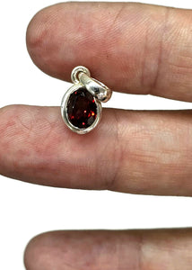 Garnet Pendant, Sterling Silver, January Birthstone, Oval Shaped, Aquarius Zodiac Stone - GemzAustralia 