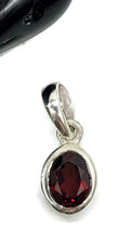 Load image into Gallery viewer, Garnet Pendant, Sterling Silver, January Birthstone, Oval Shaped, Aquarius Zodiac Stone - GemzAustralia 