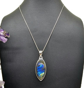 Labradorite Pendant, Sterling Silver, Marquise Shaped, Leaf Shape, Magical Gemstone - GemzAustralia 