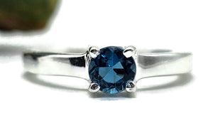 London Blue Topaz Ring, Size O, Sterling Silver, Round Faceted, December Birthstone - GemzAustralia 