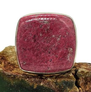 Square Thulite Ring, size T 1/2, Sterling Silver, Vibrant Pink Gemstone, Pink Zoisite - GemzAustralia 