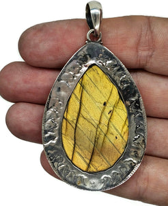 Labradorite Pendant, 925 Sterling Silver, Gold Brass Flower, Golden Green Labradorite - GemzAustralia 