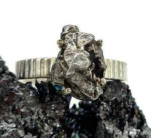 Meteorite Ring, Size M, Sterling Silver, Metallic Grey Gem, 4 prong, Campo del Cielo stone - GemzAustralia 