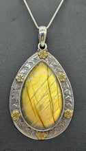 Load image into Gallery viewer, Labradorite Pendant, 925 Sterling Silver, Gold Brass Flower, Golden Green Labradorite - GemzAustralia 