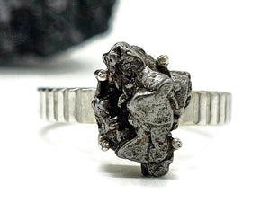 Meteorite Ring, Size M, Sterling Silver, Metallic Grey Gem, 4 prong, Campo del Cielo stone - GemzAustralia 