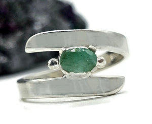 Emerald Ring, May Birthstone, 2 sizes, Sterling Silver, Side Set Oval, Natural Gemstone - GemzAustralia 