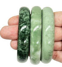 Load image into Gallery viewer, Green Jade Bangle, 61mm Diameter, Canadian Nephrite Jade, Protection Gem, Lucky Gemstone, Good Fortune Stone - GemzAustralia 
