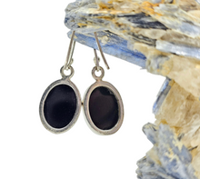 Load image into Gallery viewer, Black Onyx Seahorse Earrings, Sterling Silver, Leo / Capricorn Zodiac Gemstone, Gives Strength - GemzAustralia 