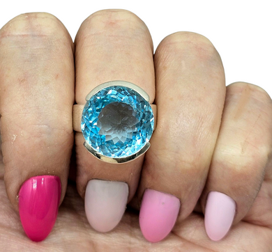 AAA Swiss Blue Topaz Ring, Size O 1/2, Sterling Silver, 28 Carats, Round Facet, Stone of Love