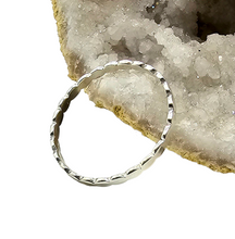 Load image into Gallery viewer, Sculptured Sterling Silver Band Ring, Stacking Ring, Wedding Band, Unisex Design - GemzAustralia 