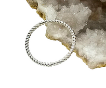 Load image into Gallery viewer, Rope Band Ring, Sterling Silver, Minimalist Design, Stacking Ring, Wedding Band - GemzAustralia 