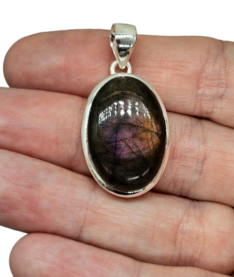 Oval Purple Labradorite Pendant, Sterling Silver, Magical Gem, Trust Stone, Mystical Gemstone, Calming Stone, Third eye chakra - GemzAustralia 