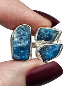 Raw Blue Apatite Ring, Three Stone Ring, Size 9 1/2, Sterling Silver, Raw Gems, Neon Blue Apatite, Electric Blue Gemstone - GemzAustralia 