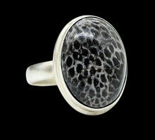 Load image into Gallery viewer, Stingray Coral Ring, Size 8, Oval Shaped, Sterling Silver, Black and White Coral, Fossilized, Honeycomb Pattern
