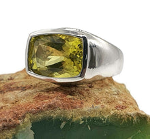 Load image into Gallery viewer, Lemon Quartz Ring, rectangle shaped, Size 7.75, Solid Bezel Setting - GemzAustralia 