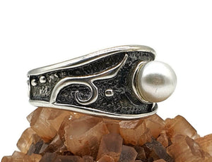 Freshwater Pearl Ring, 925 Sterling Silver, Size 7.5, Oxidised Ring, Black Silver - GemzAustralia 