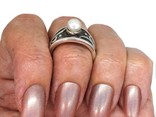 Load image into Gallery viewer, Freshwater Pearl Ring, 925 Sterling Silver, Size 7.5, Oxidised Ring, Black Silver - GemzAustralia 