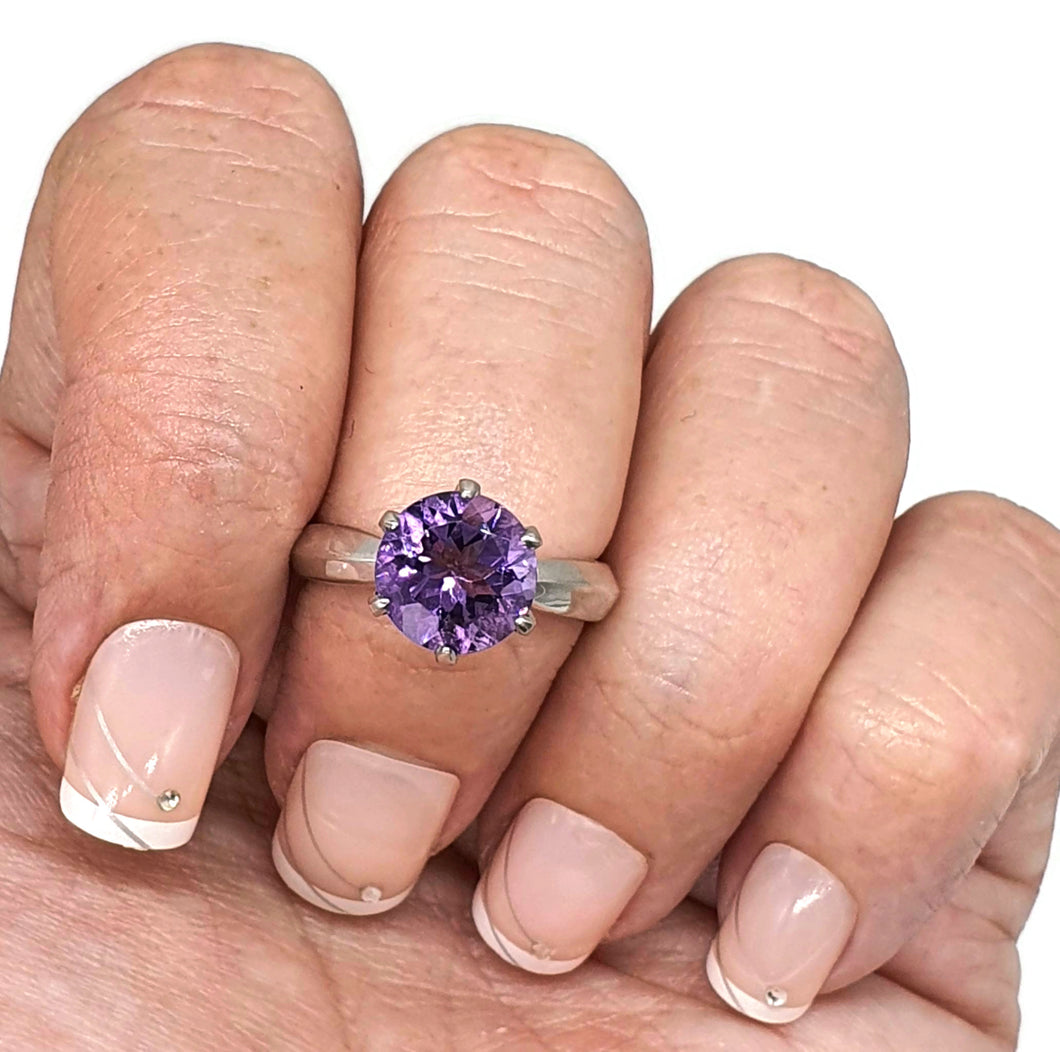 Amethyst Solitaire Ring, Sterling Silver, Size 7.75, prong set, NEW - GemzAustralia 