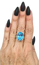 Load image into Gallery viewer, Blue Topaz Ring, size 8.5, sterling silver, 22 carats, oval shaped - GemzAustralia 