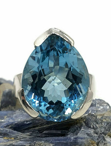 Blue Topaz Ring, Size 7.75, 18 Carats, Sterling Silver, Pear Shaped, December Birthstone, Natural - GemzAustralia 