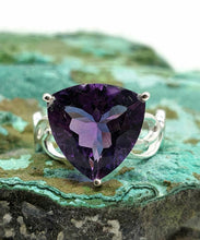 Load image into Gallery viewer, Amethyst Ring, Size 6.75, Sterling Silver, Trillion Ring, Prong Set, February Birthstone, Triangle Shaped - GemzAustralia 