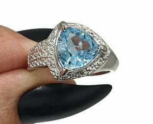 Blue Topaz & Diamond halo Ring, Size 8, Sterling Silver, Trillion faceted - GemzAustralia 