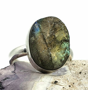 Raw Spectrolite Labradorite Ring, Size 9, Sterling Silver, Oval Shaped - GemzAustralia 