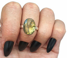 Load image into Gallery viewer, Raw Spectrolite Labradorite Ring, Size 9, Sterling Silver, Oval Shaped - GemzAustralia 