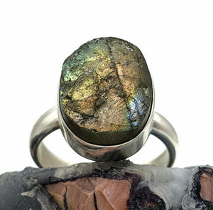 Raw Spectrolite Labradorite Ring, Size 9, Sterling Silver, Oval Shaped - GemzAustralia 