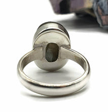 Load image into Gallery viewer, Raw Spectrolite Labradorite Ring, Size 9, Sterling Silver, Oval Shaped - GemzAustralia 