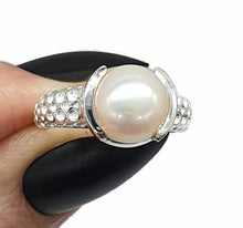 Load image into Gallery viewer, Freshwater Pearl Ring, 3 Sizes, Sterling Silver, June Birthstone - GemzAustralia 