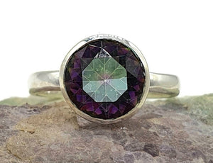 Round Mystic Topaz Ring, 3 Sizes, Sterling Silver, 4 carats, Purple Green Gem - GemzAustralia 