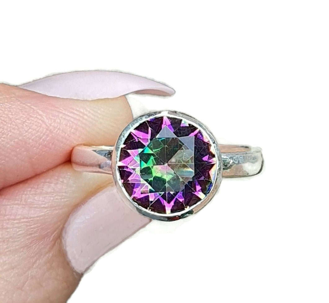 Round Mystic Topaz Ring, 3 Sizes, Sterling Silver, 4 carats, Purple Green Gem - GemzAustralia 