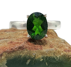 Chrome Diopside Ring, Size 7.25, Siberian Emerald, Sterling Silver, Faceted - GemzAustralia 