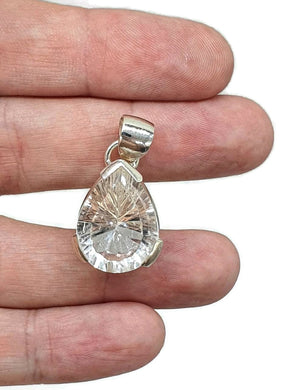 Clear Quartz Pendant, Pear Shaped, Sterling Silver, 17 carats - GemzAustralia 