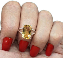 Load image into Gallery viewer, Citrine Ring, Rectangle shaped, Size 7, Sterling Silver - GemzAustralia 